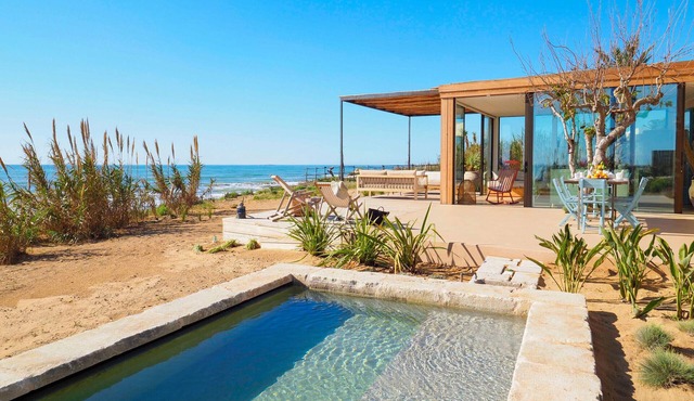 Beach front villa in Ispica, Sicily
