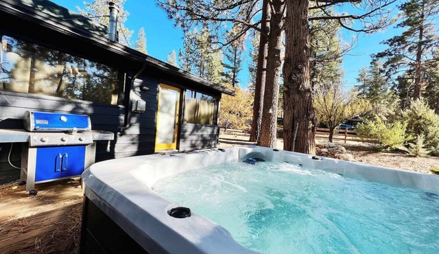 Big Bear A-Frame Cabin/HotTub/DogFriendly/Sleeps 6