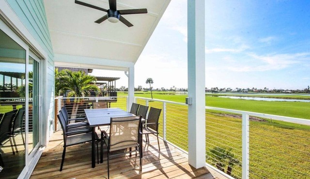 Breathtaking golf front villa on Sanibel Island - Includes Tennis Membership - 18th Fairway