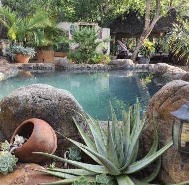 Canyon guest villa