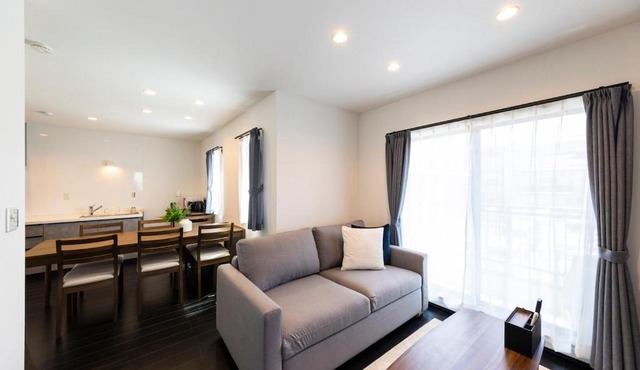 -Castle 幸- Hakata Private House Rental, Free Parking, Max 9