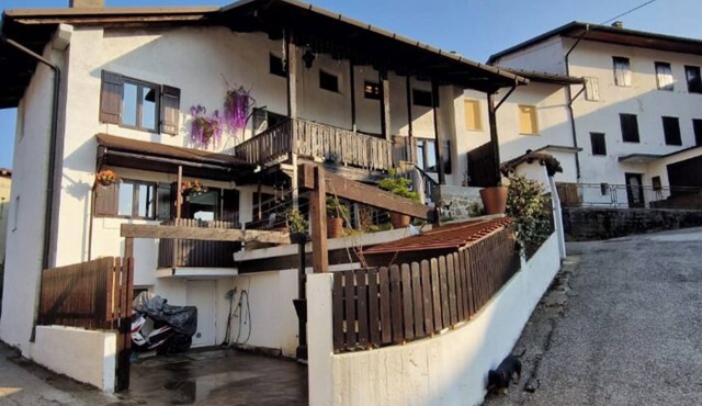 Charming Holiday Home for up to 10 Guests – Your Peaceful Retreat Awaits