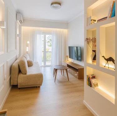 Chic Athenian Apartment by the Riviera