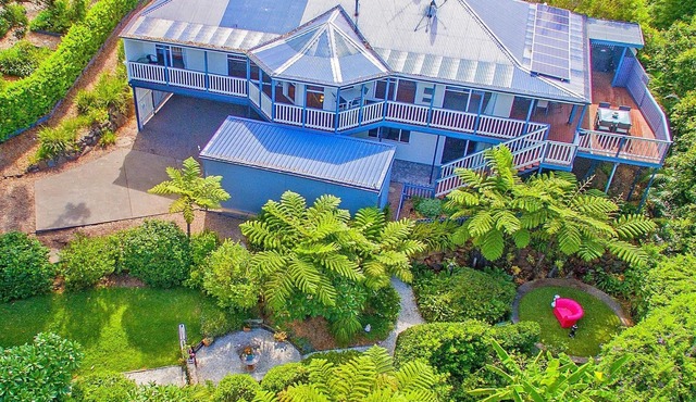 Cloud 9 - Cliff Top, Ocean Sunrise, Multi-Gen Residence