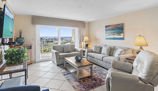 Coastal Comfort & Resort Fun – Islander 613