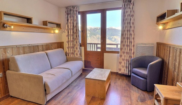 Comfortable 2-Room with Balcony, Pets Allowed, Ski-in/Ski-out
