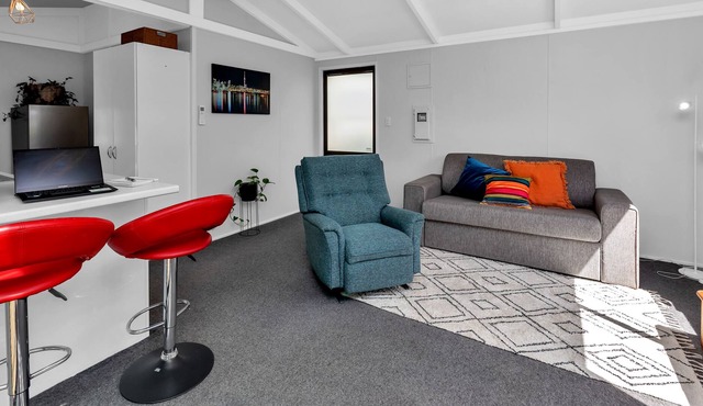 Cottage in garden setting - close to walking tracks and food outlets.