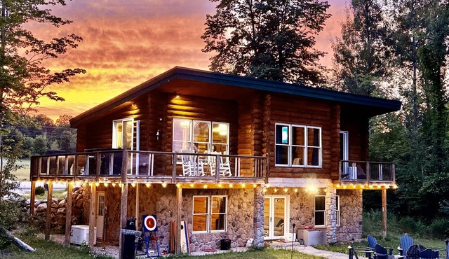 Cozy Cabin on Intermediate Lake in Bellaire