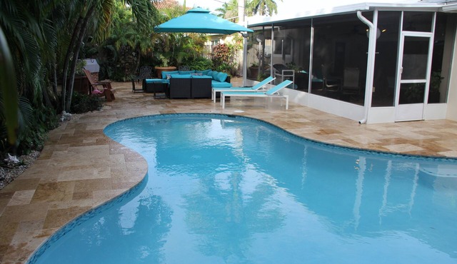 Deerfield Beach House and Pool https:/my.matterport.com/show/?m=6txjncxb5Lo