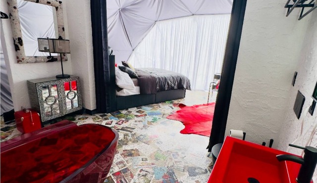 Dome 7: Rebel Rouge Retreat