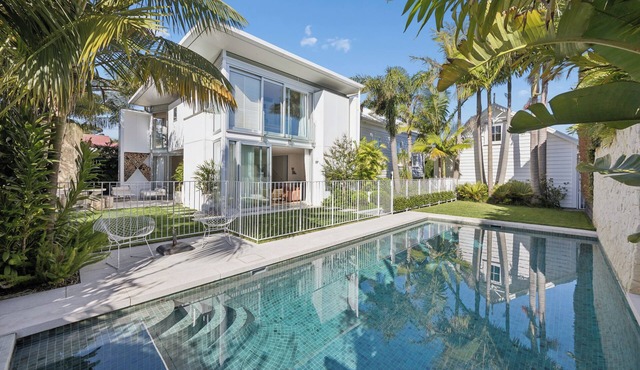 Experience luxury living in the heart of Ponsonby at this stunning four-bedroom retreat. Featuring a heated spa, swimming pool, sauna, beautiful gardens, outdoor fire, and expansive indoor-outdoor living, The Ponsonby Sanctuary is the perfect escape