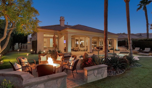 FALL FLASH SALE -Luxe Pool, Misters Firepit Lounge & Billiards