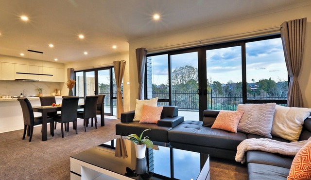 Fantastic River View- Brand New Home 4 bedrooms Villa