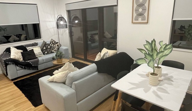 Flatbush Holiday Accommodation, 2.5 Bedroom Town House RA