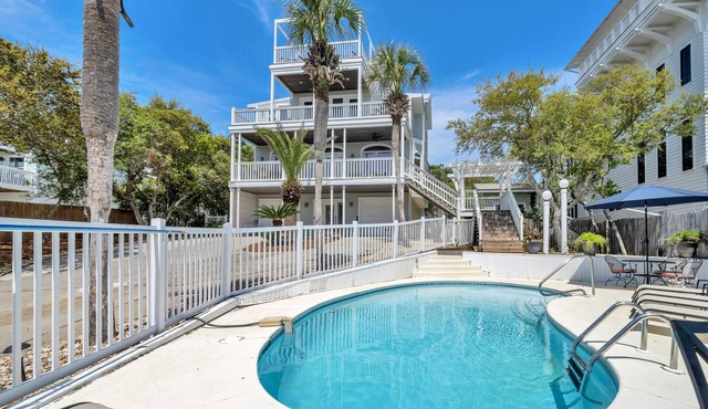 Gulf views Beach House & Large Private Pool, 2 owner suites; Walk 2 Beach
