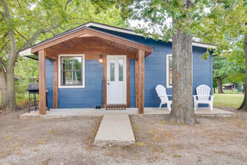 Half-Mi to Marina: Pet-Friendly Disney Home
