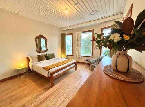Heritage Heart, City Smart - 4BR Villa Great Views