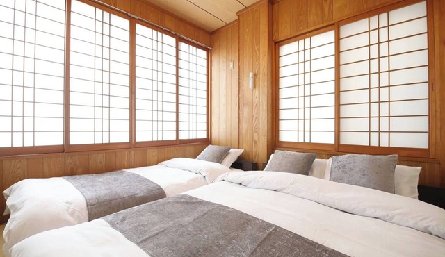 Just a 10minute drive from Naha Airport Enjoy an/Naha City Okinawa