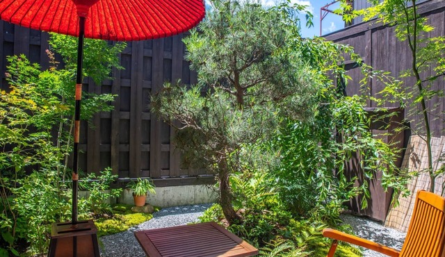 Living in Takayama City A blend of traditional architecture and a modern interior garden entire ho/Takayama Gifu