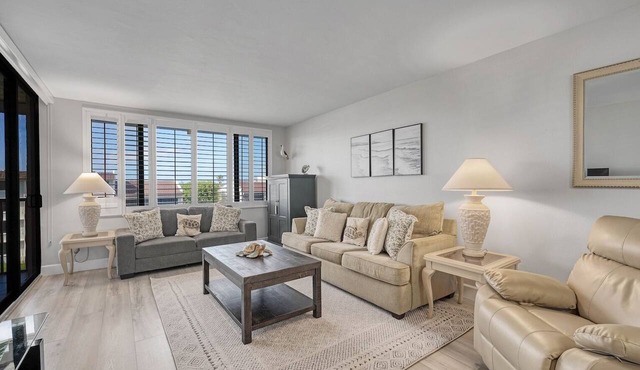 Loggerhead Cay #434 - Sanibel Island beach view condo- tennis, heated pool