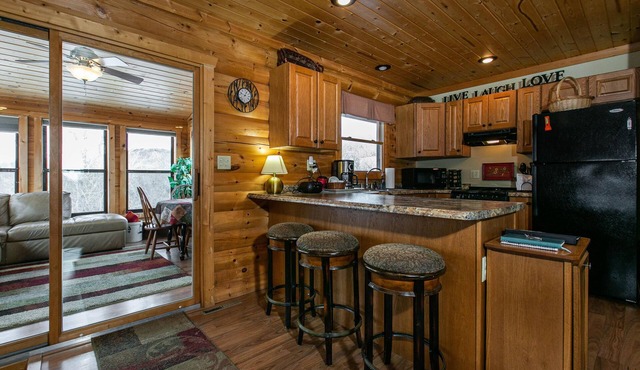 Lorelei Cabins Aster