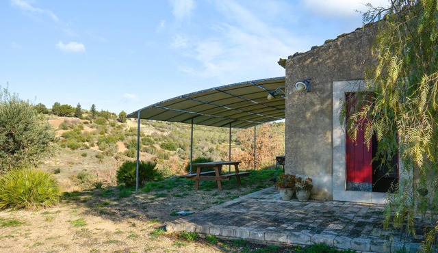Lovely home in Chiaramonte Gulfi with house a panoramic view