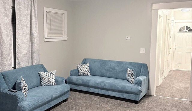 LuxeStead Modern Downtown Stay