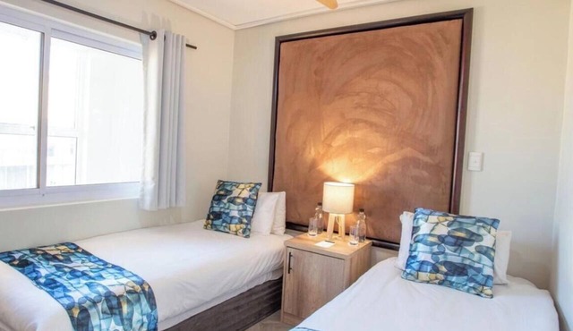 Luxurious Accessible Apartment in Vibrant Kaapstad