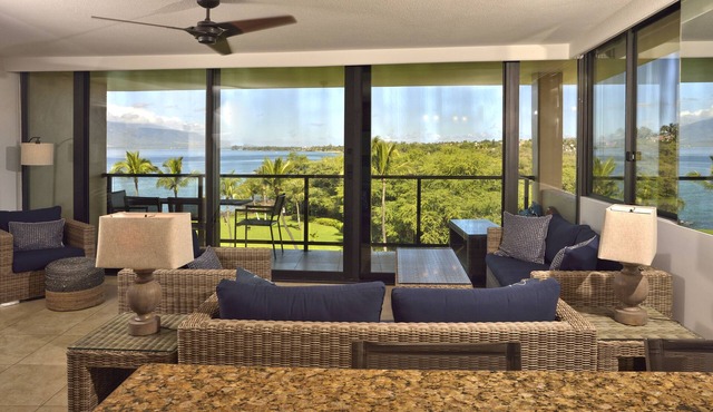 Luxury Oceanfront 2 Bedroom 2 Bath Penthouse