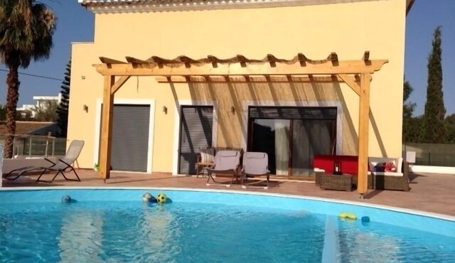 LUXURY VILLA WITH PRIVATE POOL AND FREE BOAT - BEACH AND GOLF