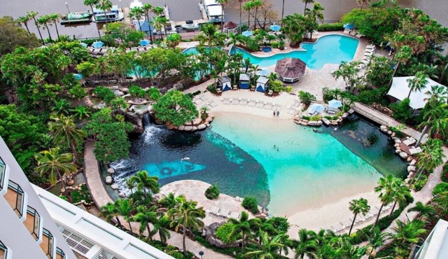 Marriott's Vacation Club at Surfers Paradise Studio Lagoon View