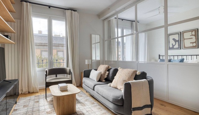 Marvelous Argüelles 1BR, nr Park & Plaza, by Blueground