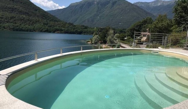 Mergozzo Beach Riviera