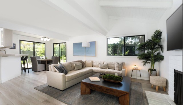 Montecito-Chic Beachside Retreat