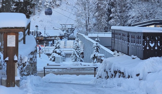 New Flat Courchevel le Praz 2min to the pistes, ski lifts and Tremplins olympics