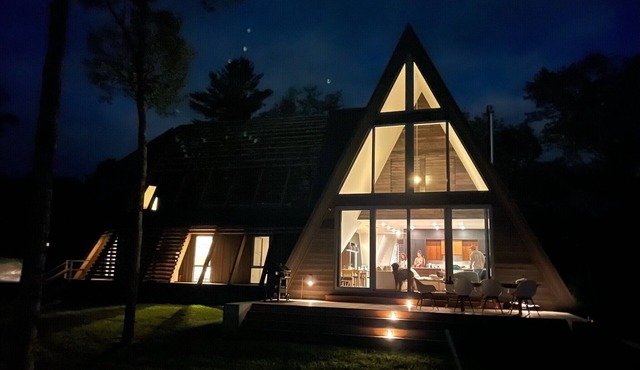 Newly Constructed Luxury Aframe Design Home - 5BR/3.5BA
