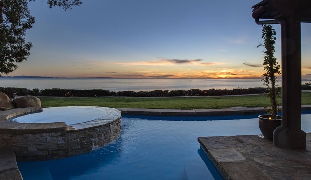 Oceanfront Luxury - Heated Pool - PRIVATE BEACH STAIRWAY