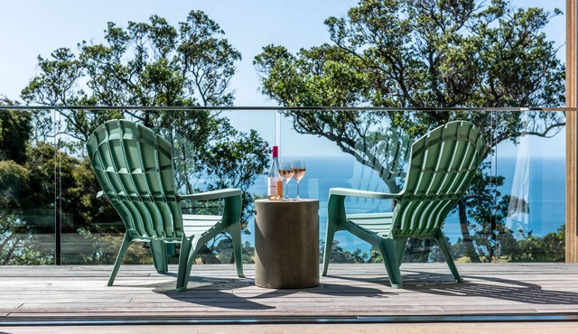 Onetangi Oasis - fabulous home with pool & great views!