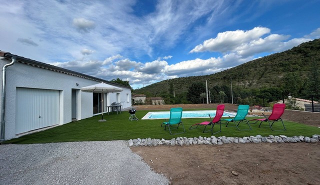 Pool villa
