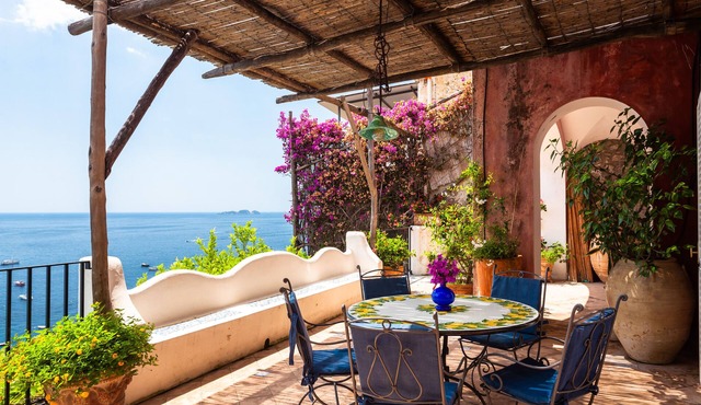 Positano: Villa Ibiscus ancient villa at 50m on the sea in the heart of Positano