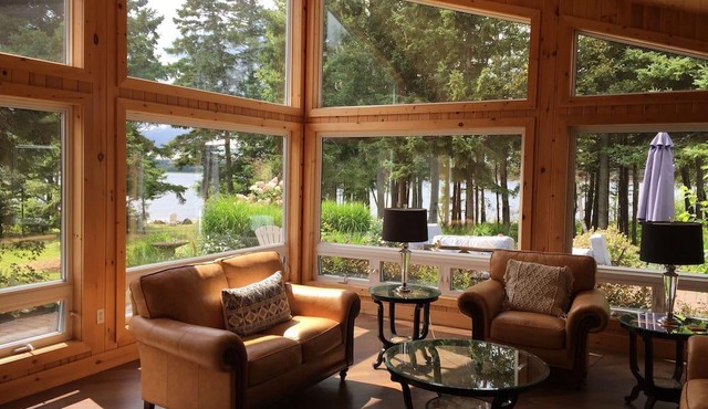 Private, OCEANFRONT Summer Home, 4 Bdrm 3 bath in Cavendish Resort Area