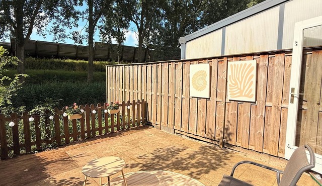 Private Studio I Waterfront garden I 20 min to Centre
