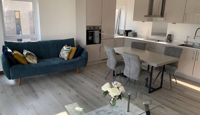 Raphvin Apex Abode - Two bedroom apartment/parking
