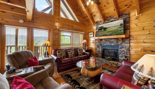 Resort setting w/awesome Mtn views! Self checkin, close to Nat’l Park! Sleeps 6