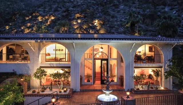 Ridge House: Mountainside| Resort-Class Amenities