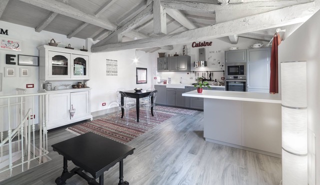 Romantic farm in the Sienese hills