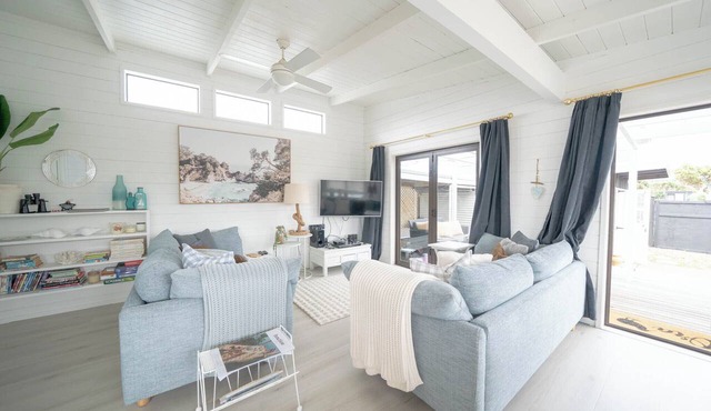 Ruby Bach, Almost Beachfront Omaha, Matakana Coast