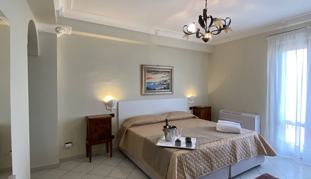 Scala dei Turchi Palace Suite for 4 Guest