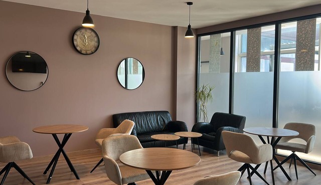 Sitya Hostel München