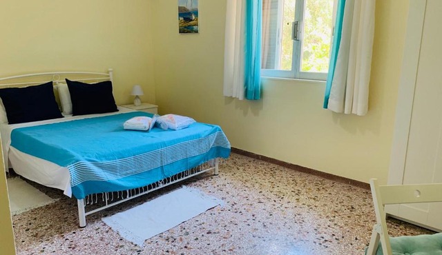 Small Apartment in Markopoulo center